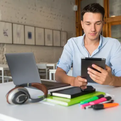 College Scholarship-1