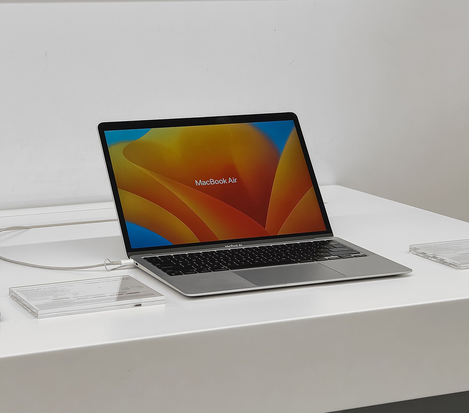 Apple MacBook Air M5